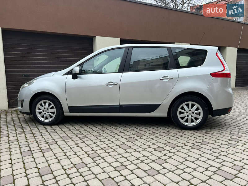 Мінівен Renault Scenic 2010 в Коломиї