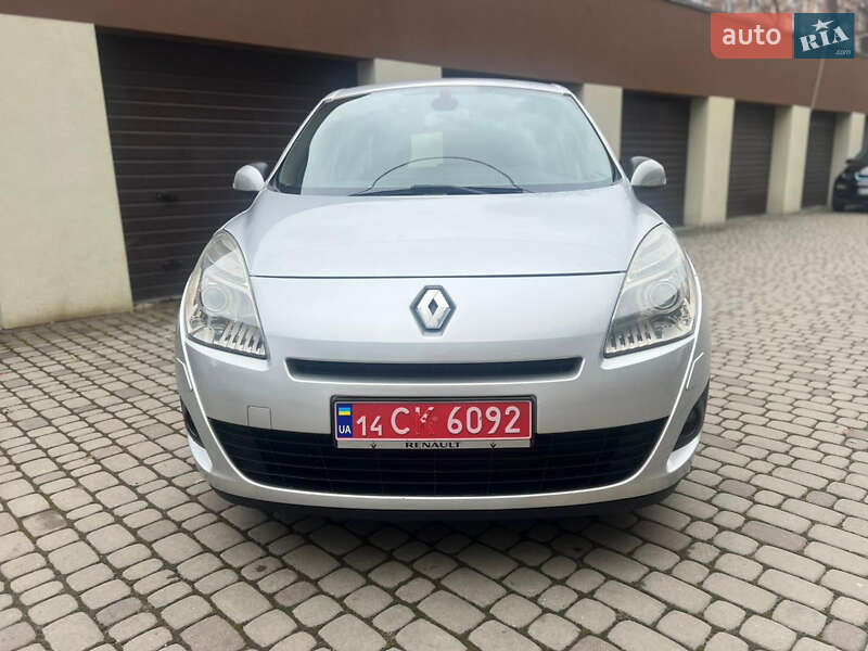 Мінівен Renault Scenic 2010 в Коломиї