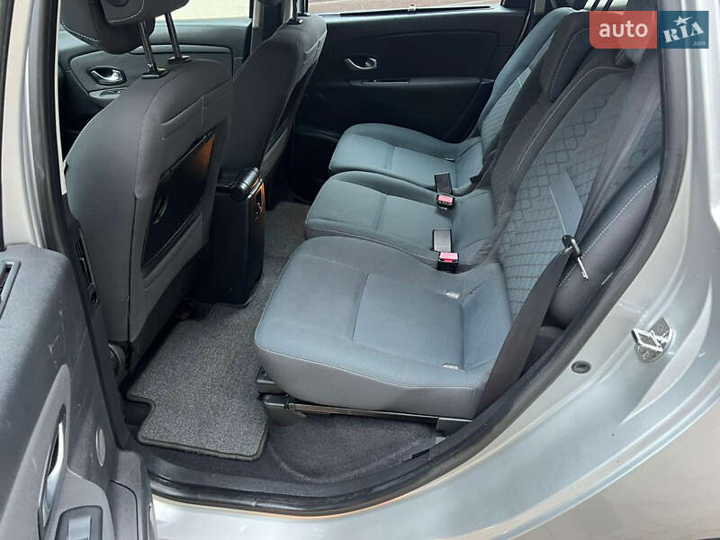 Мінівен Renault Scenic 2010 в Коломиї