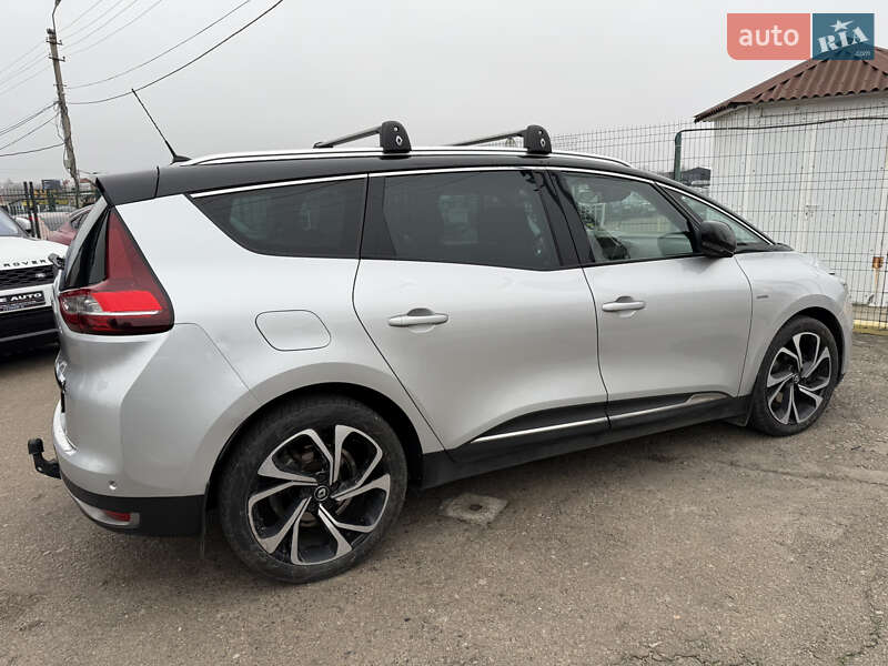 Минивэн Renault Scenic 2017 в Киеве