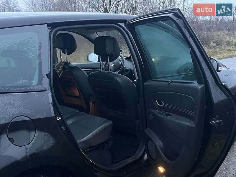 Мінівен Renault Scenic 2011 в Долині фото 10 Мінівен Renault Scenic 2011 в Долині