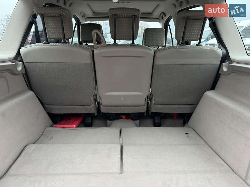 Мінівен Renault Scenic 2004 в Києві