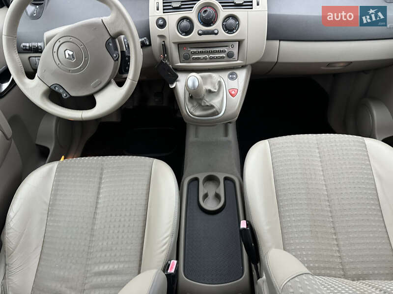 Мінівен Renault Scenic 2004 в Києві