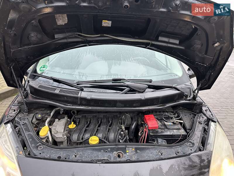 Мінівен Renault Scenic 2008 в Києві фото 26 Мінівен Renault Scenic 2008 в Києві