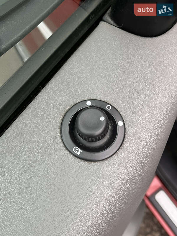 Минивэн Renault Scenic 2008 в Луцке фото 41 Минивэн Renault Scenic 2008 в Луцке