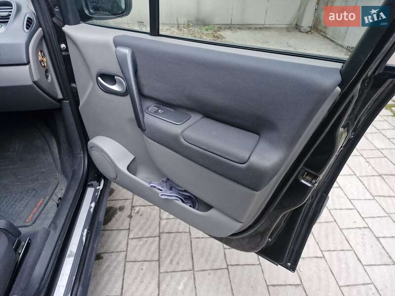 Минивэн Renault Scenic 2008 в Харькове фото 19 Минивэн Renault Scenic 2008 в Харькове