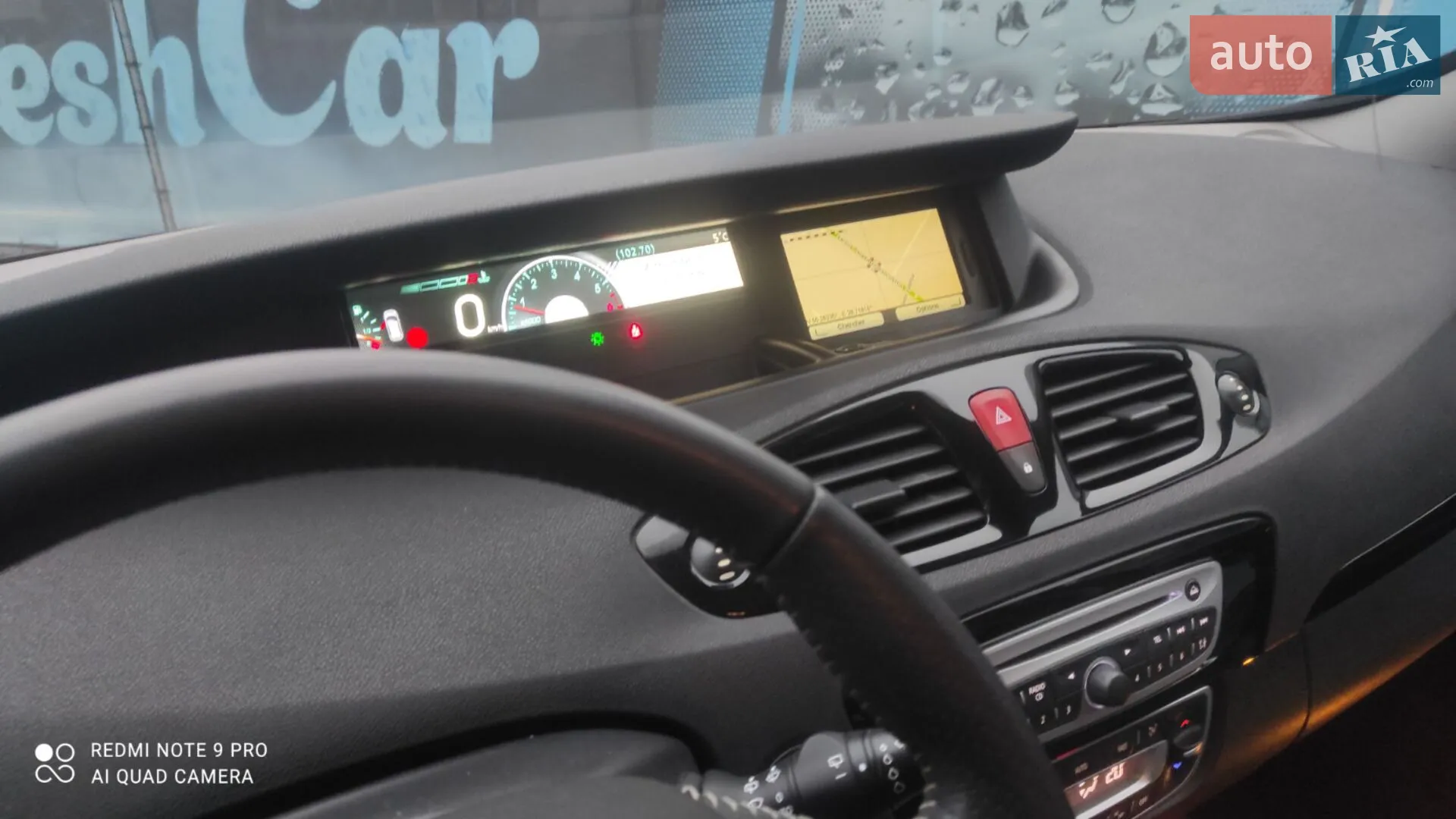 2010 Renault Scenic - мініатюра 11