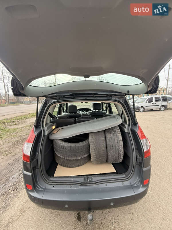 Мінівен Renault Scenic 2008 в Сумах
