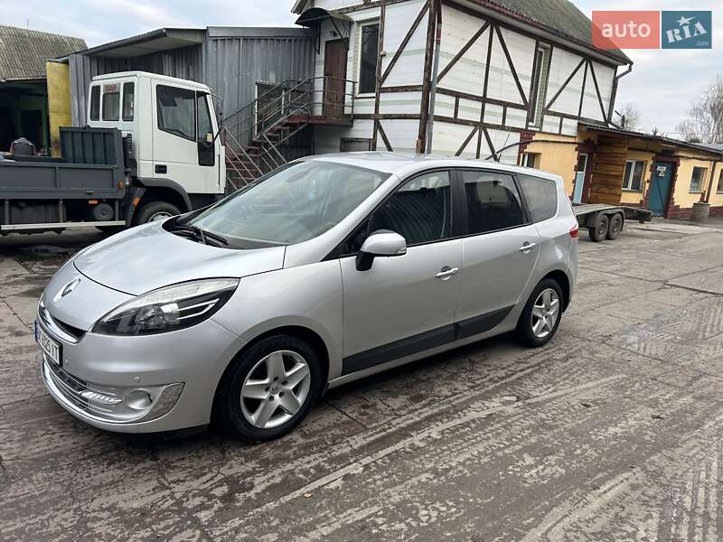 Мінівен Renault Scenic 2013 в Рівному фото 3 Мінівен Renault Scenic 2013 в Рівному