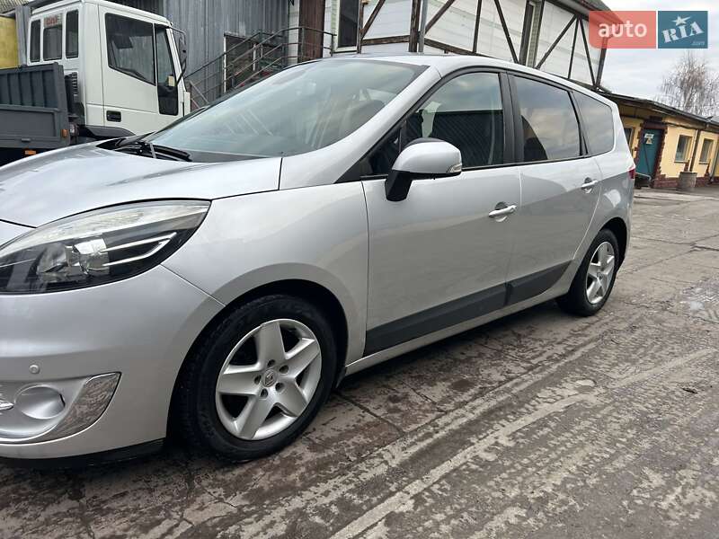 Мінівен Renault Scenic 2013 в Рівному фото 4 Мінівен Renault Scenic 2013 в Рівному