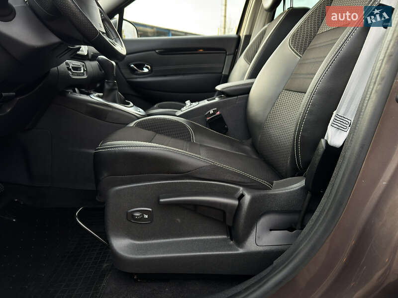 Минивэн Renault Scenic 2015 в Моршине