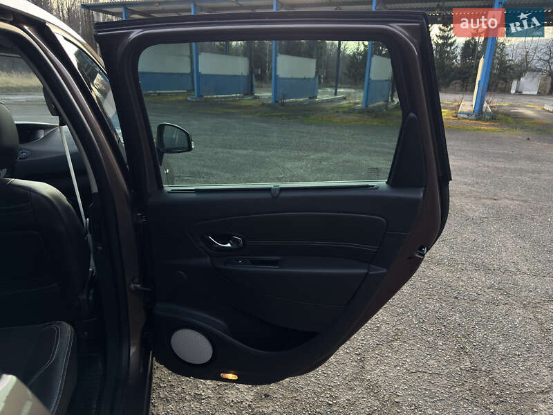 Минивэн Renault Scenic 2015 в Моршине