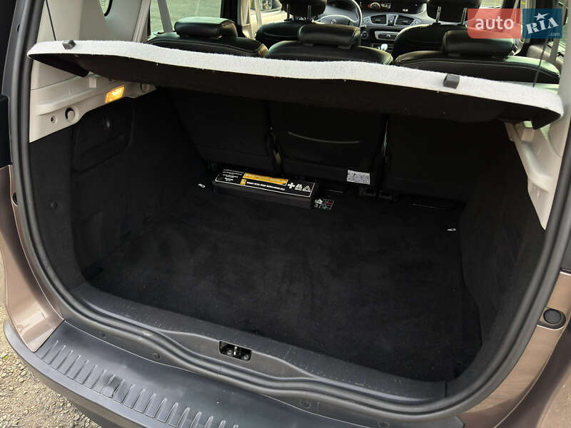 Минивэн Renault Scenic 2015 в Моршине