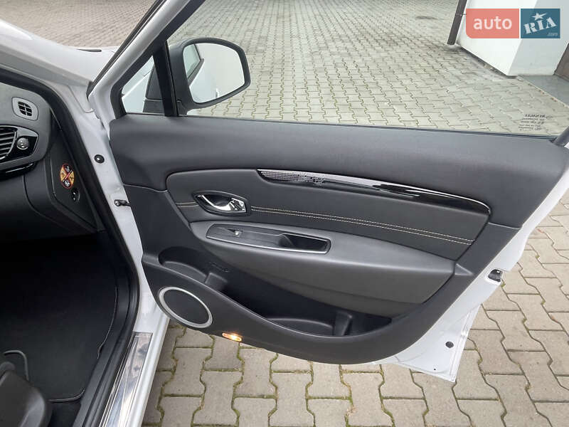 Мінівен Renault Scenic 2012 в Рівному фото 21 Мінівен Renault Scenic 2012 в Рівному