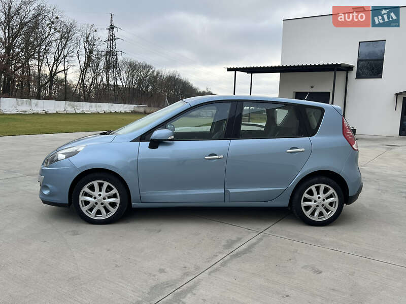 Минивэн Renault Scenic 2011 в Луцке