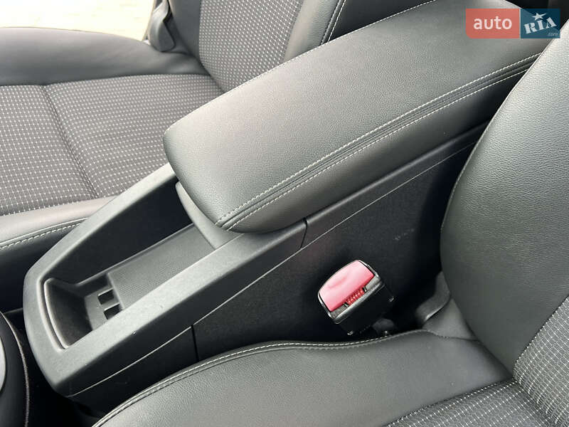 Минивэн Renault Scenic 2011 в Луцке