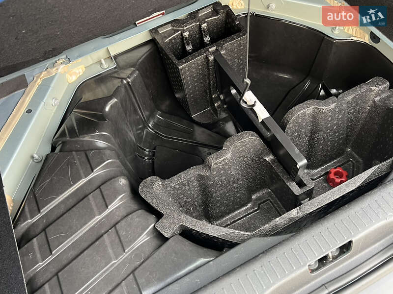 Минивэн Renault Scenic 2011 в Луцке