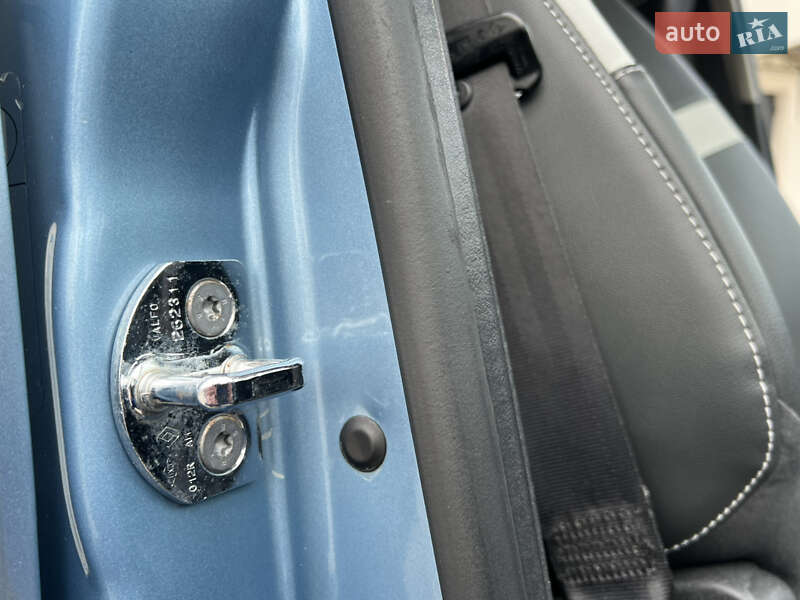 Минивэн Renault Scenic 2011 в Луцке