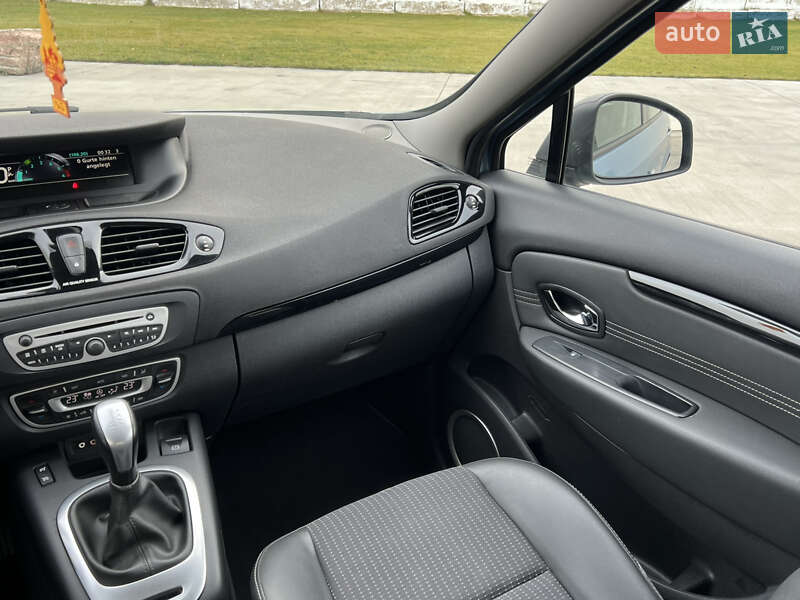 Минивэн Renault Scenic 2011 в Луцке