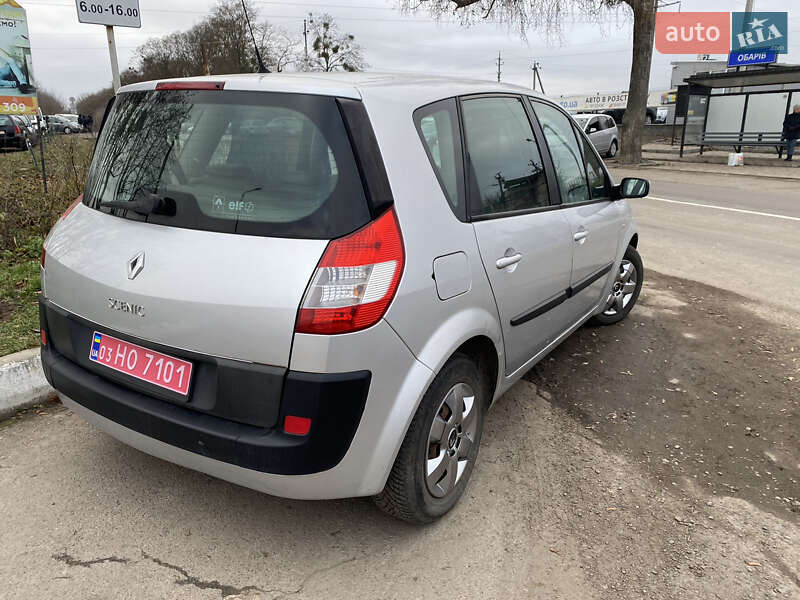 Минивэн Renault Scenic 2005 в Ровно