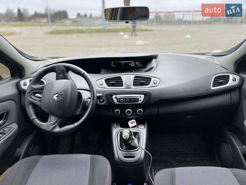 Минивэн Renault Scenic 2013 в Львове фото 48 Минивэн Renault Scenic 2013 в Львове