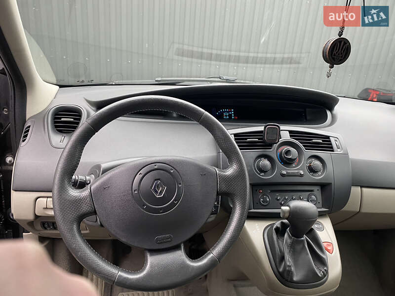 Мінівен Renault Scenic 2005 в Чернівцях