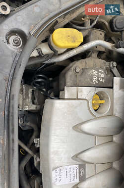 Мінівен Renault Scenic 2005 в Чернівцях