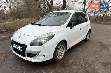 Мінівен Renault Scenic 2011 в Кременчуці