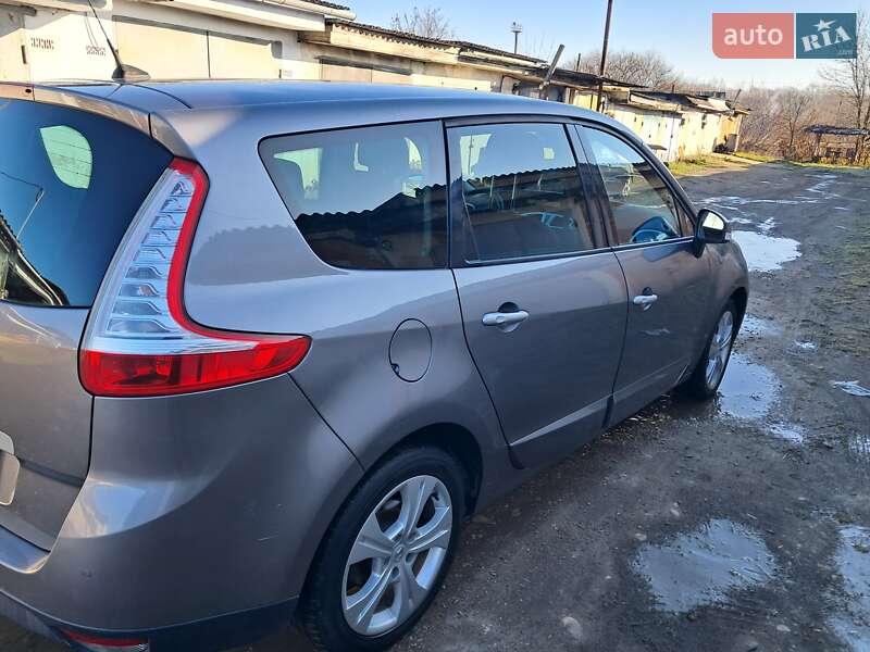 Renault Scenic 2010 Renault Scenic 2010