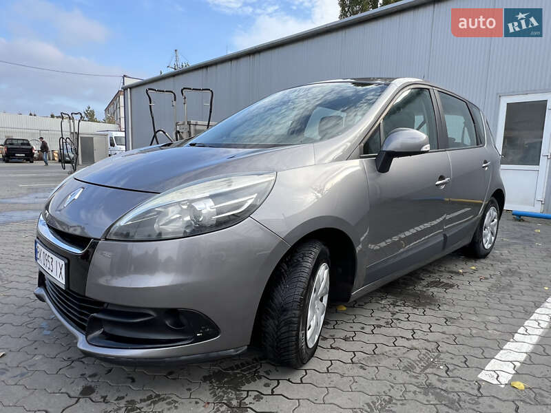 Минивэн Renault Scenic 2012 в Демидовке