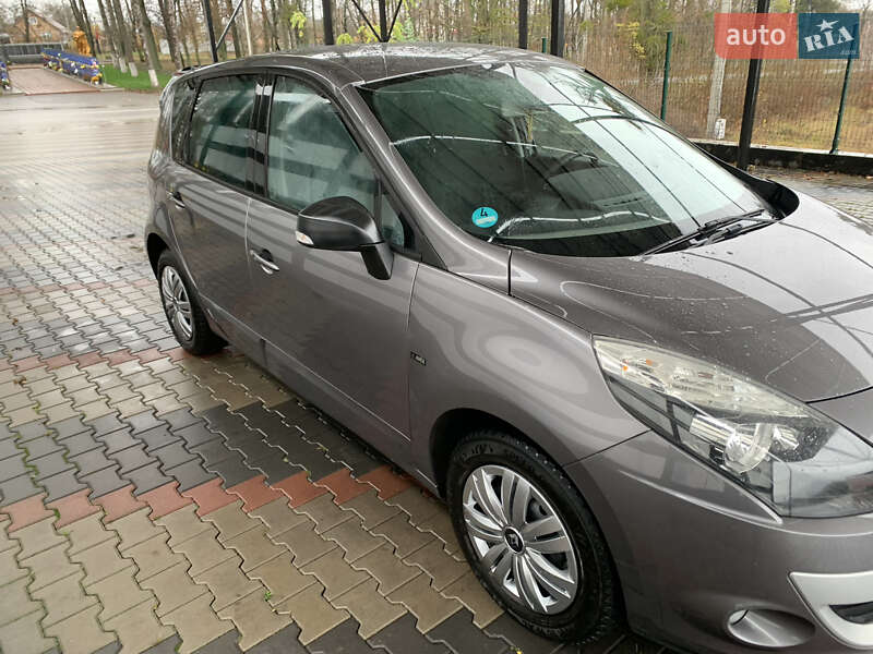 Минивэн Renault Scenic 2009 в Виннице