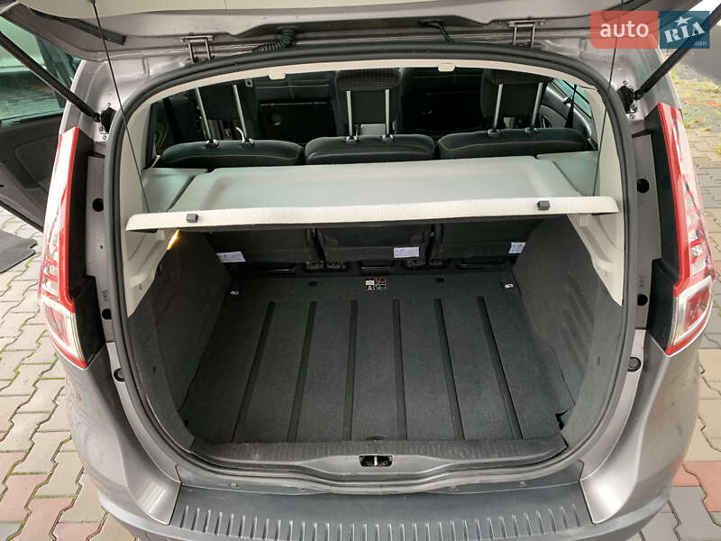 Минивэн Renault Scenic 2009 в Виннице