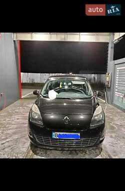 Минивэн Renault Scenic 2010 в Старом Самборе