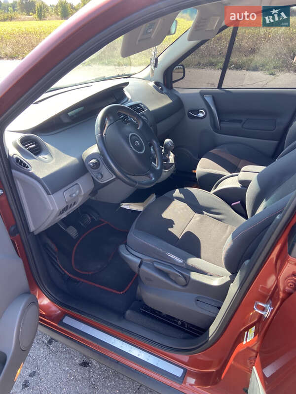 Минивэн Renault Scenic 2007 в Баре фото 8 Минивэн Renault Scenic 2007 в Баре