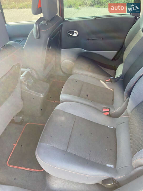 Минивэн Renault Scenic 2007 в Баре фото 11 Минивэн Renault Scenic 2007 в Баре