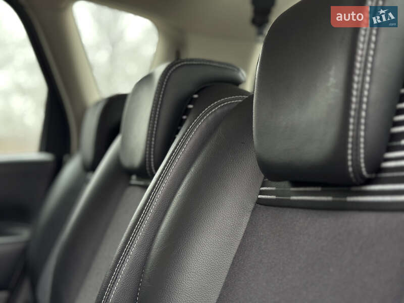 Минивэн Renault Scenic 2005 в Дрогобыче