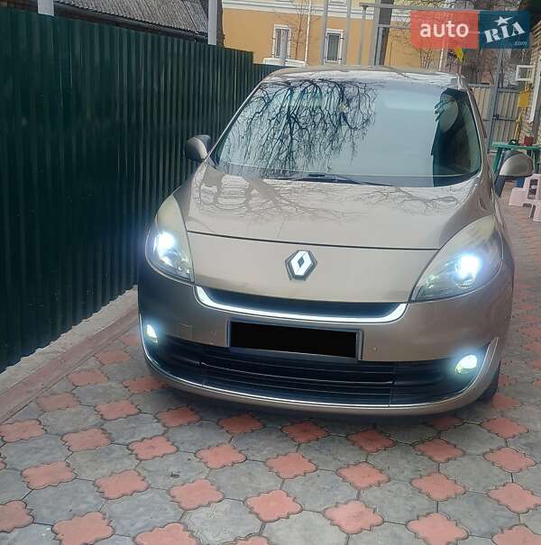 Renault Scenic 2012