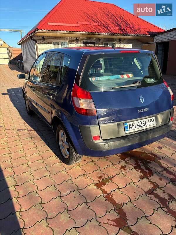 Минивэн Renault Scenic 2003 в Казатине