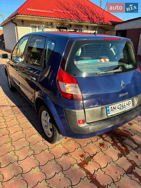 Минивэн Renault Scenic 2003 в Казатине