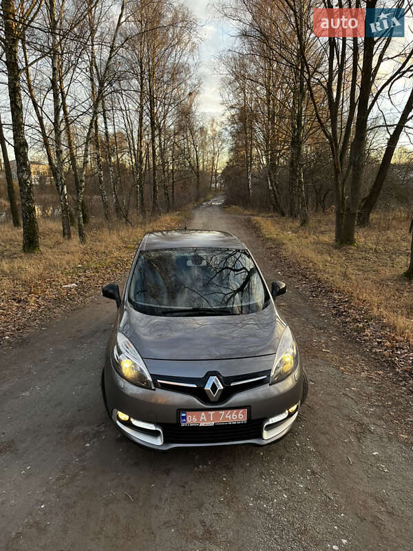 Renault Scenic 2015