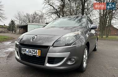 Мінівен Renault Scenic 2009 в Лебедині
