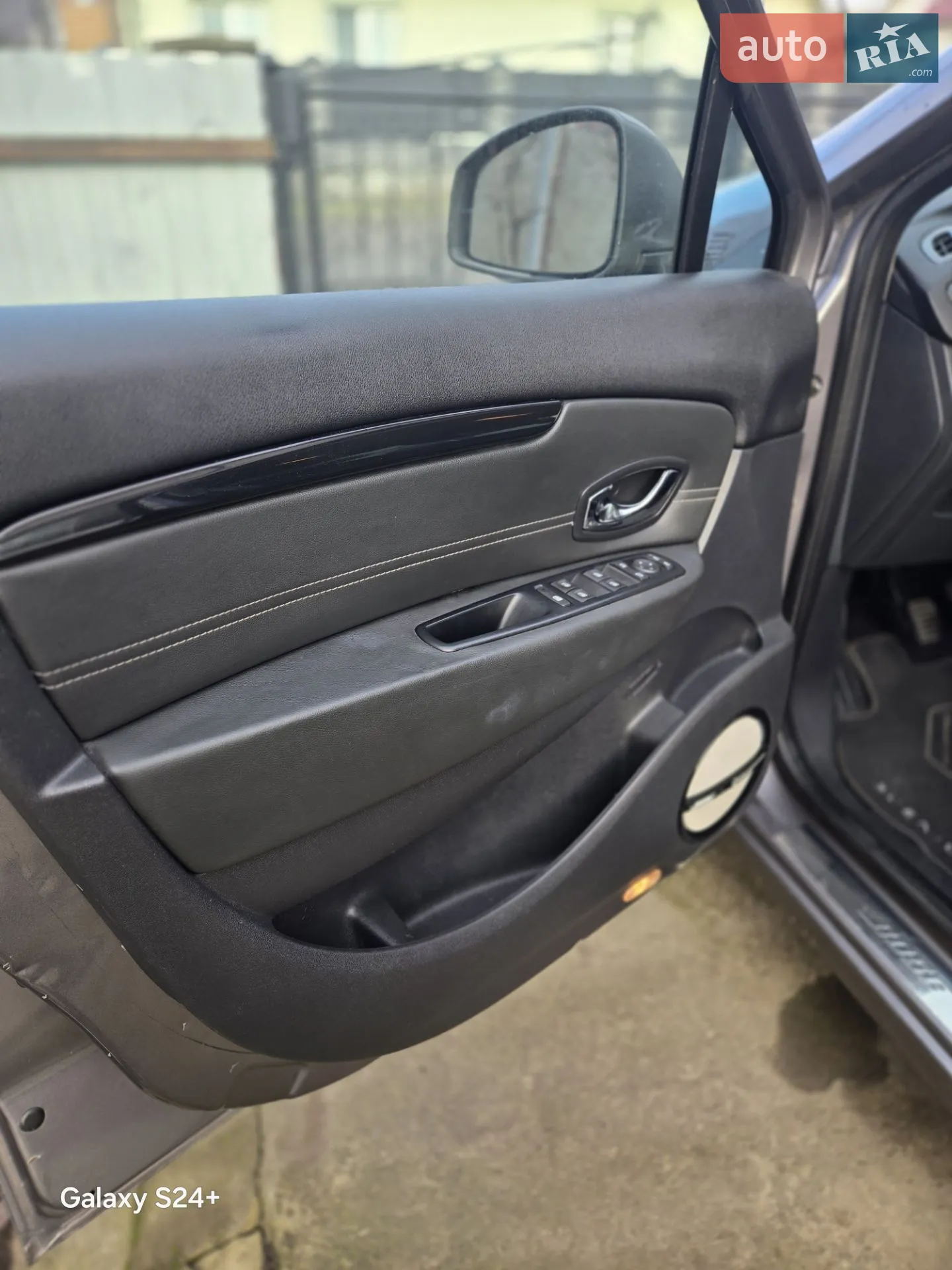 2014 Renault Scenic - мініатюра 24