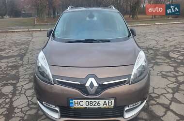 Минивэн Renault Scenic 2015 в Владимире