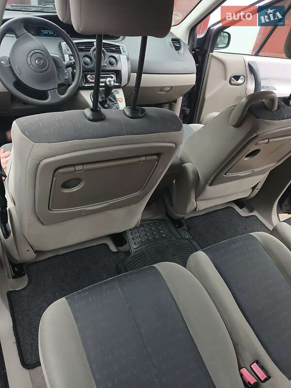Мінівен Renault Scenic 2005 в Тернополі