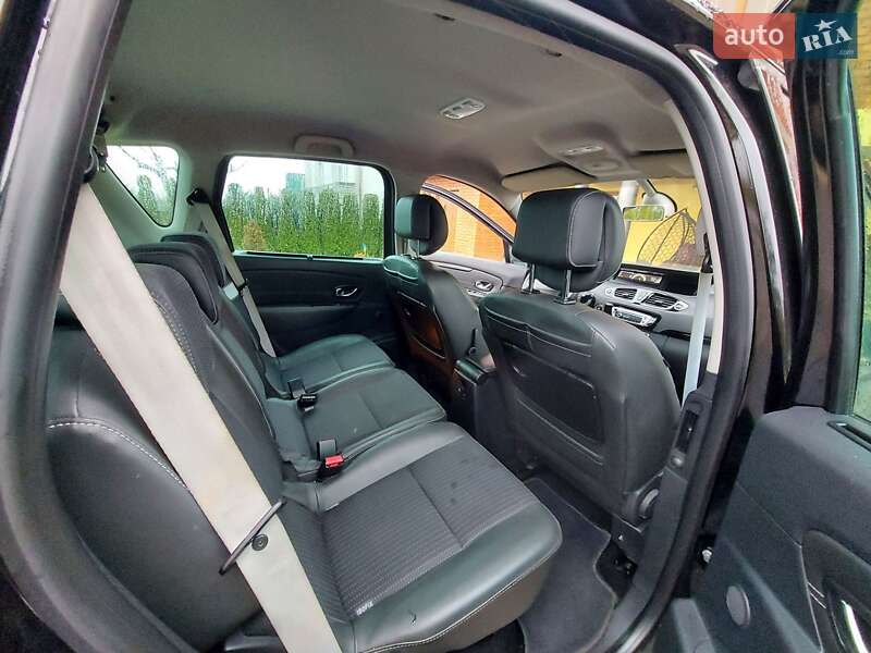 Минивэн Renault Scenic 2012 в Калуше