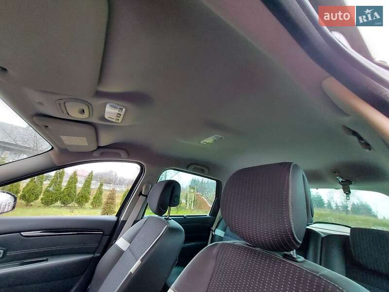 Минивэн Renault Scenic 2012 в Калуше