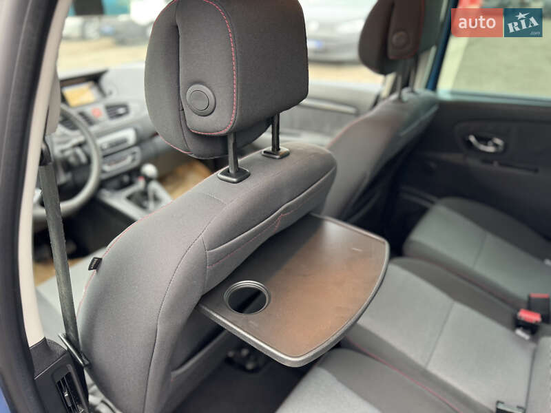 Мінівен Renault Scenic 2012 в Києві