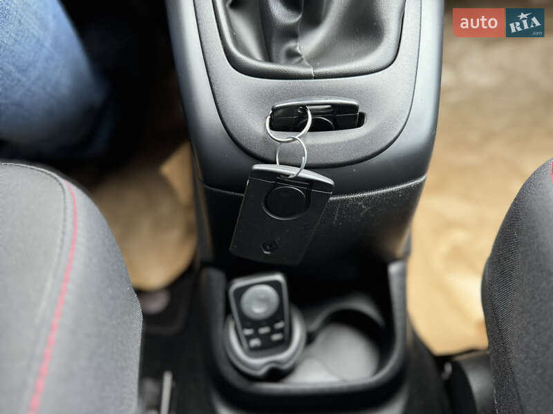 Мінівен Renault Scenic 2012 в Києві