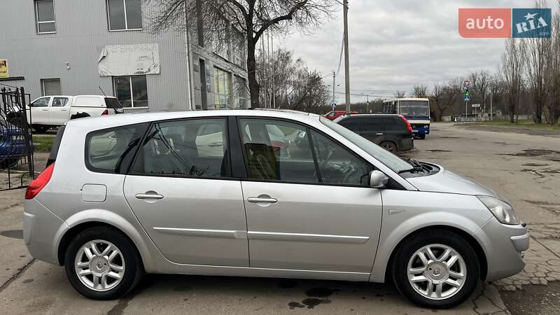 Минивэн Renault Scenic 2008 в Николаеве