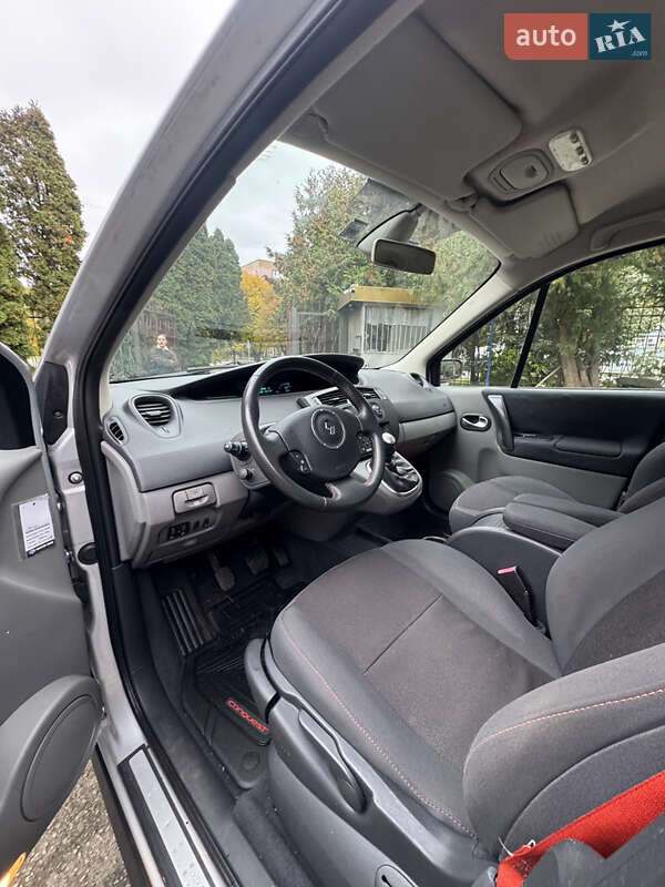 Минивэн Renault Scenic 2008 в Луцке